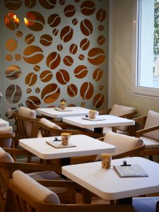Espace coworking dans notre coffee shop à Castres