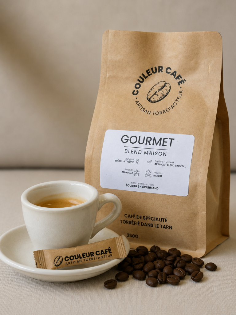 Café en grains fraîchement torréfié pour préparation Chemex